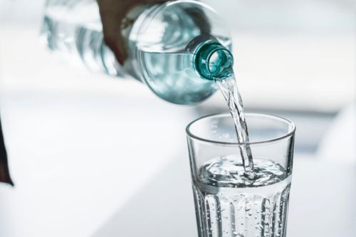 圓臉福音 巧飲酒精飲料，輕松練就小V臉